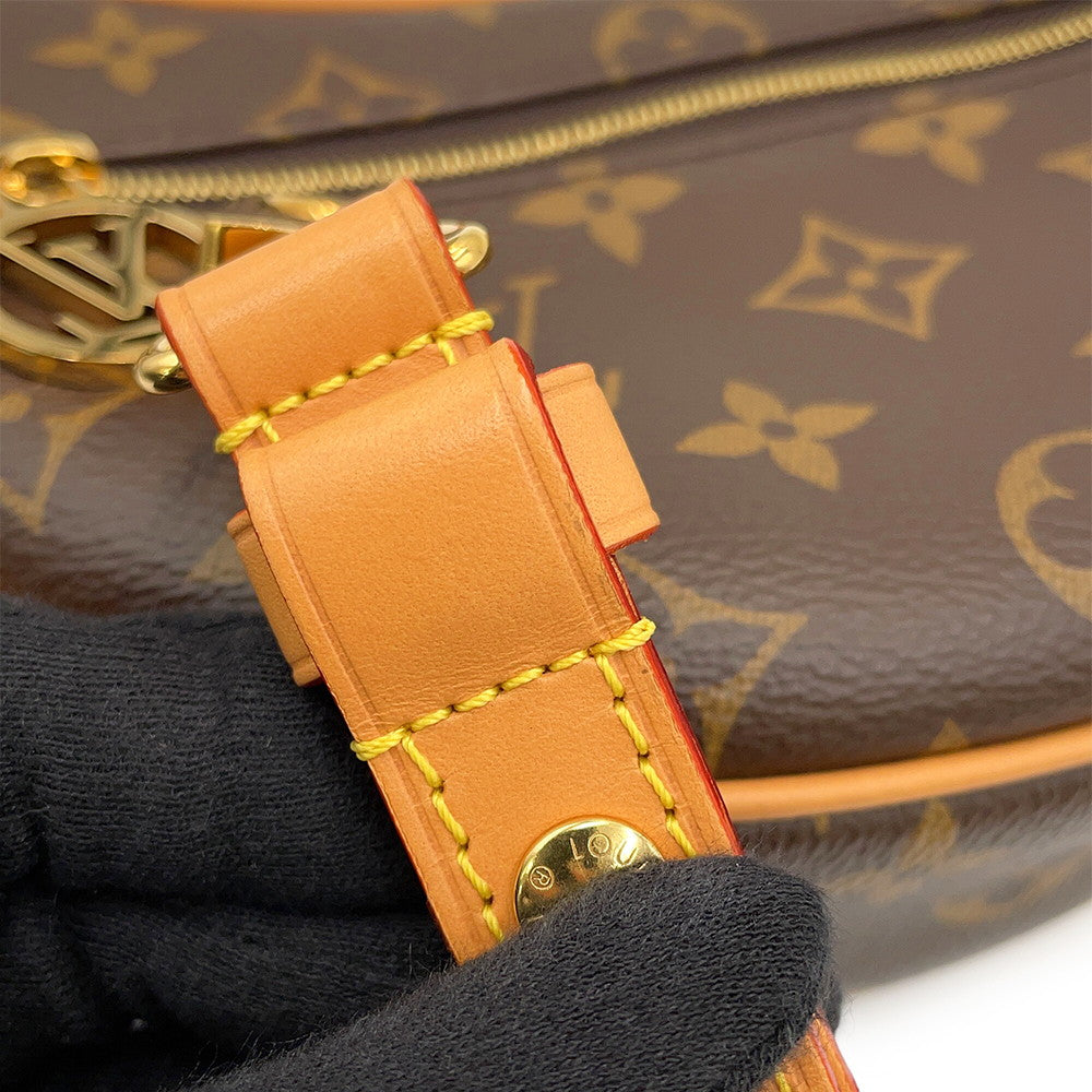 LOUIS VUITTON loop BeigeM81098 Monogram