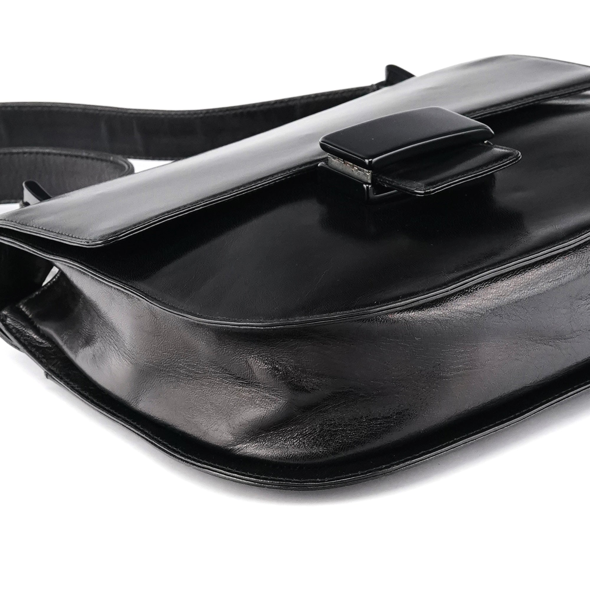 1996 Black Vitello Swing Shoulder Bag