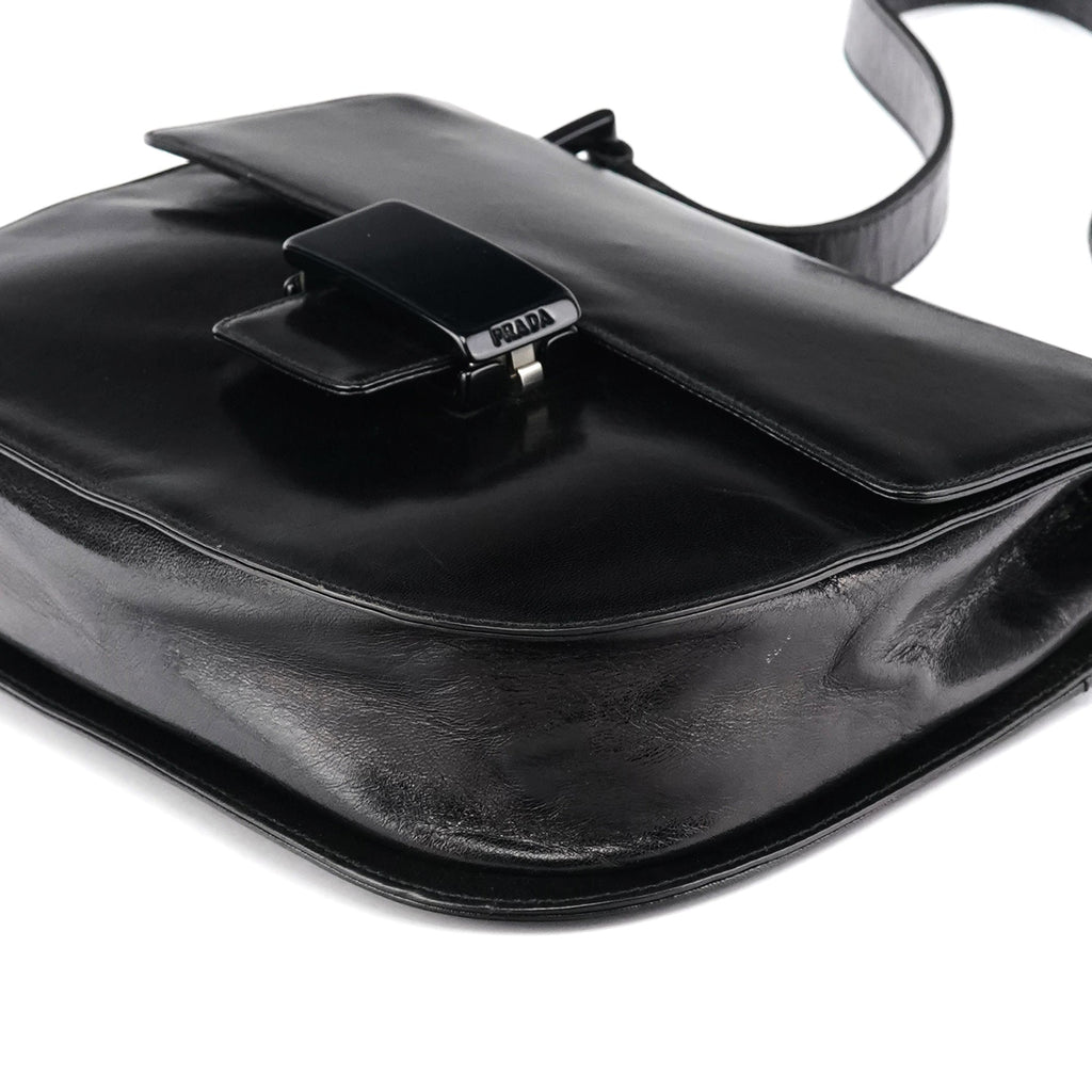 1996 Black Vitello Swing Shoulder Bag
