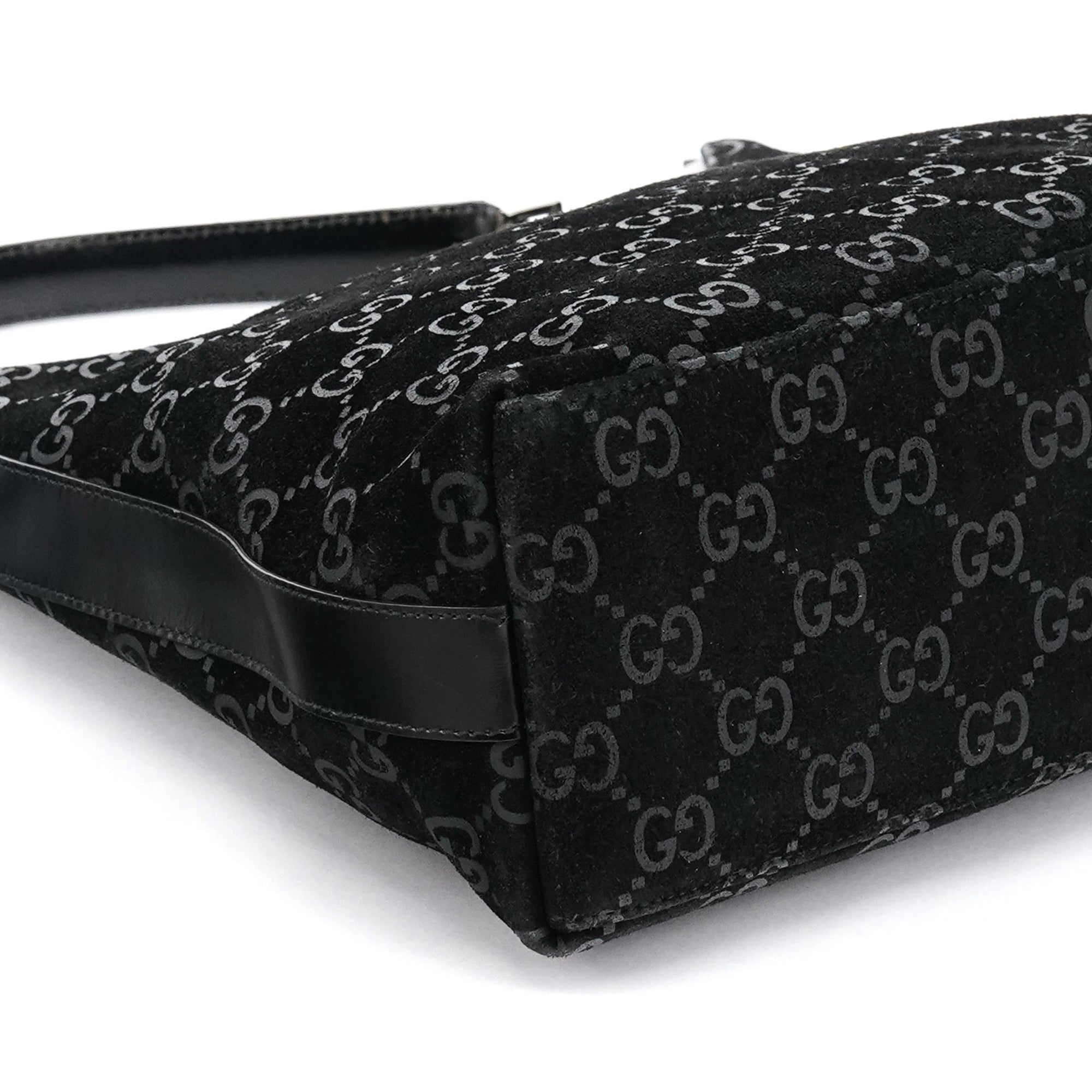 000 0602 Black GG Suede Shoulder Bag