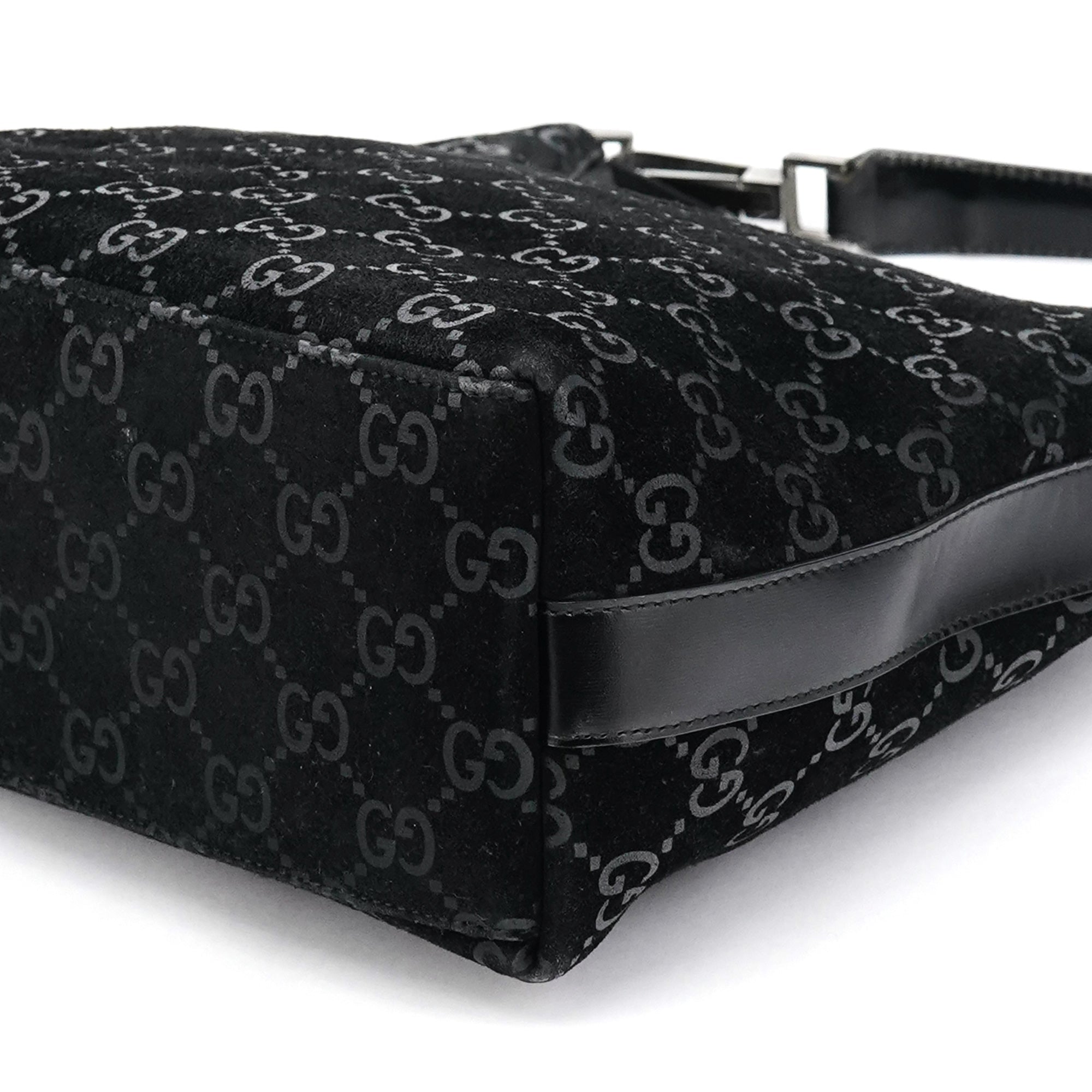 000 0602 Black GG Suede Shoulder Bag
