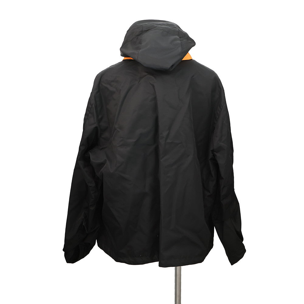 GUCCI Patch Logo Twill Jacket Size 56 Black/Orange804964 ZAQ7F 1000 Nylon100%
