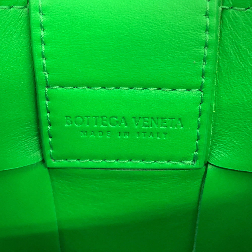 Bottega Veneta INTRECCIATO Cassette Phone Pouch Parakeet729298VBWD33724 Calf Leather