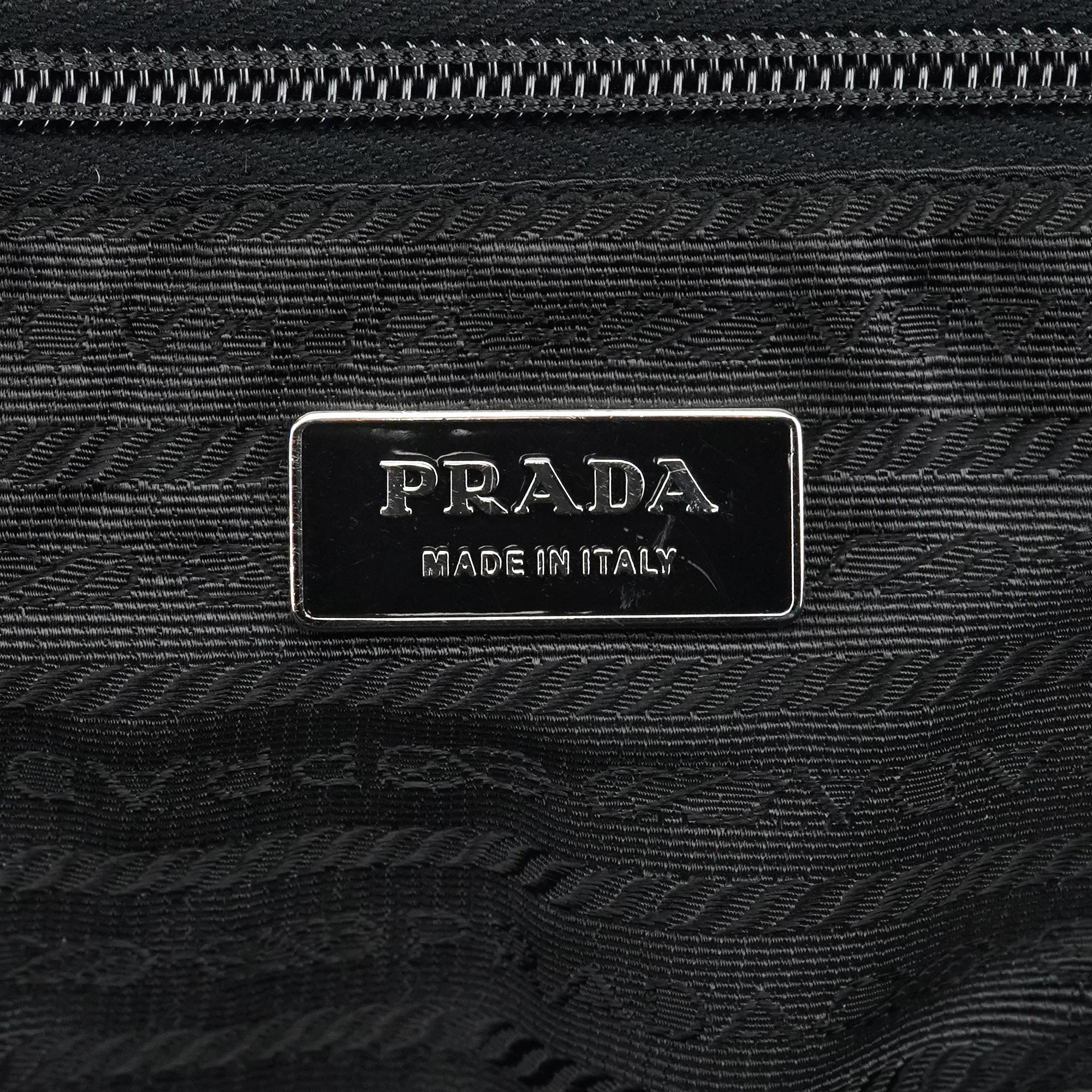Black Tessuto Chic Nylon Shoulder Bag