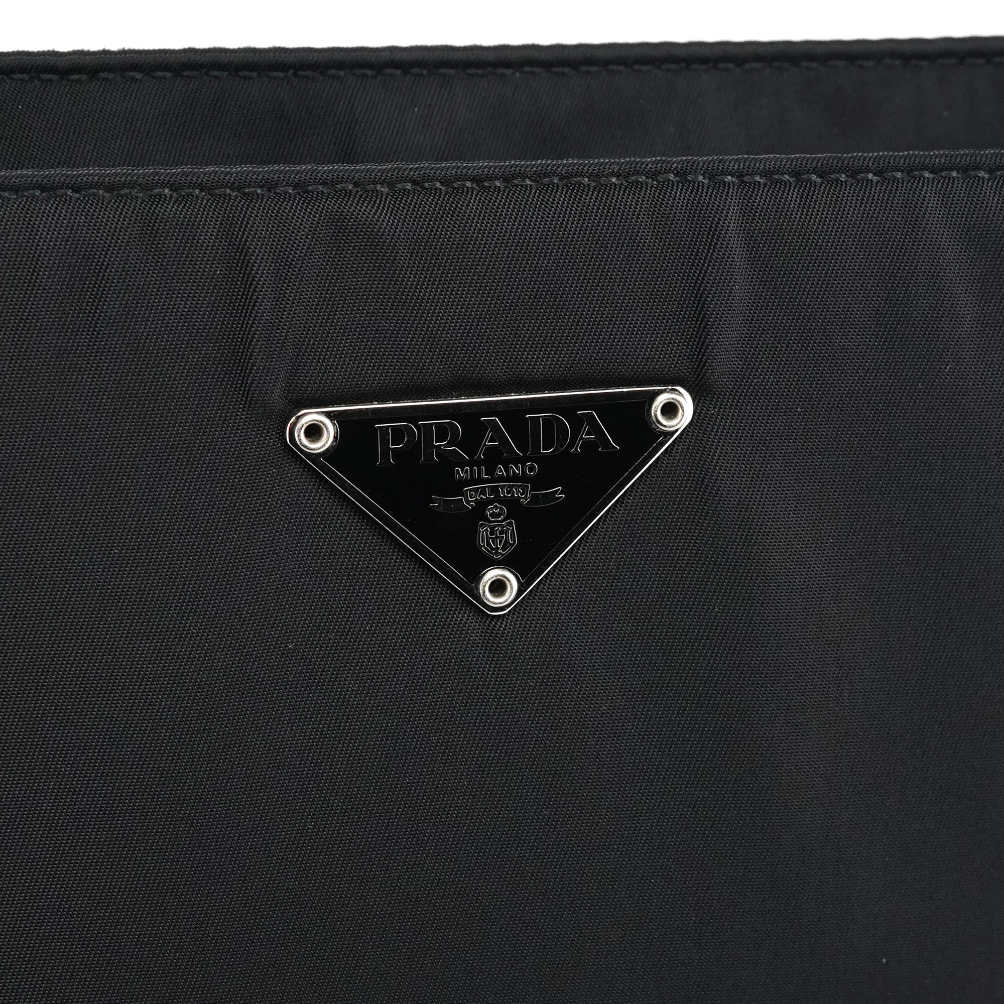 Black Tessuto Chic Nylon Shoulder Bag