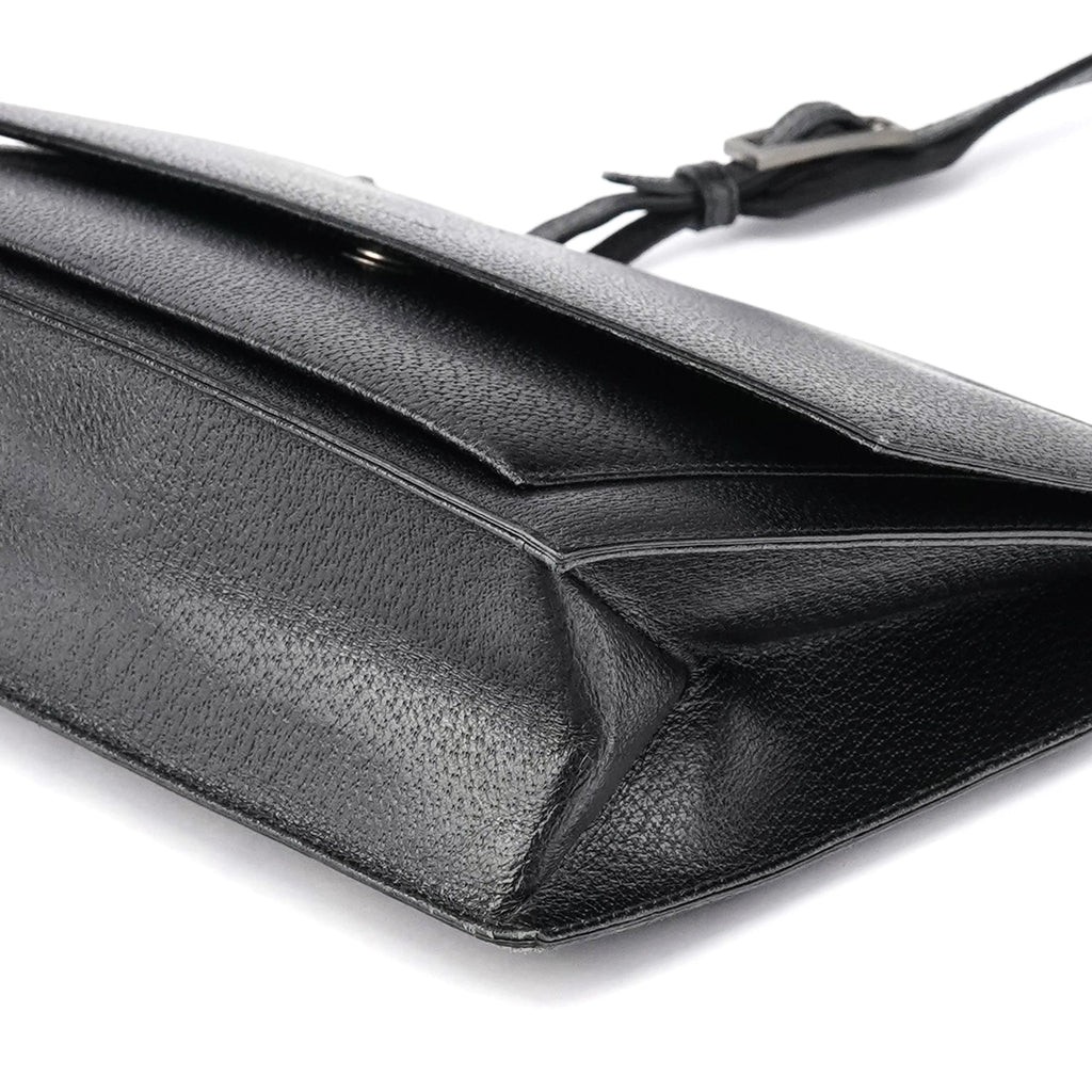 001 3299 Black Leather Flap Top Handle Bag