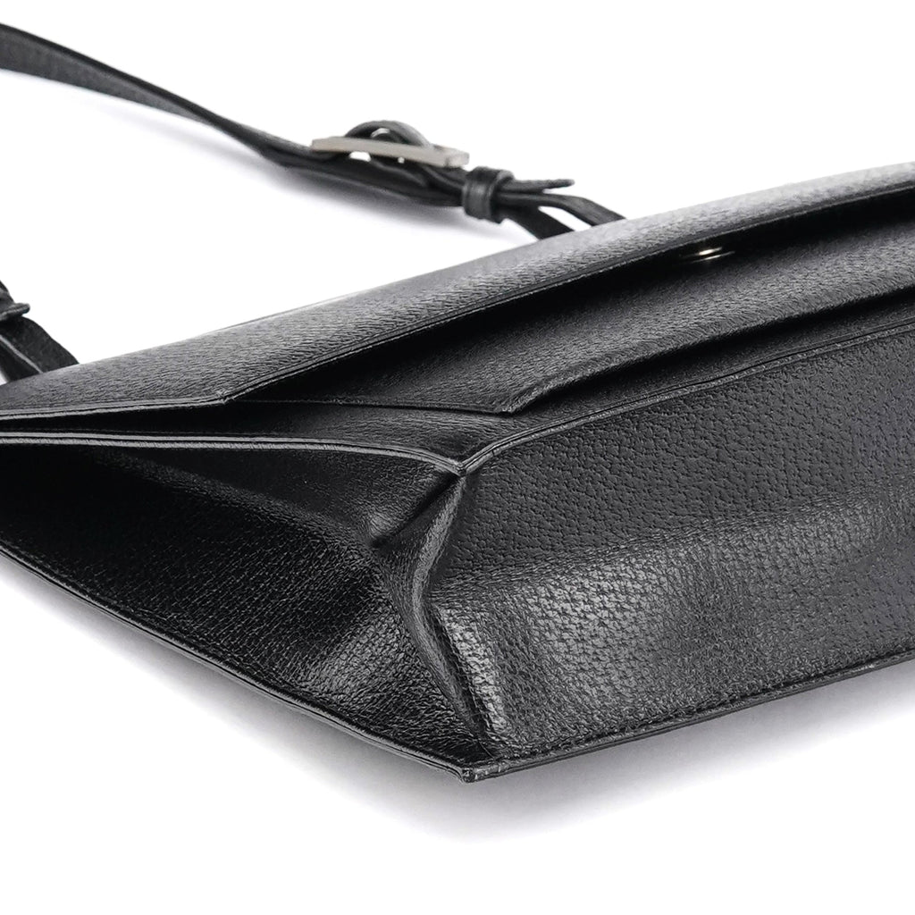 001 3299 Black Leather Flap Top Handle Bag