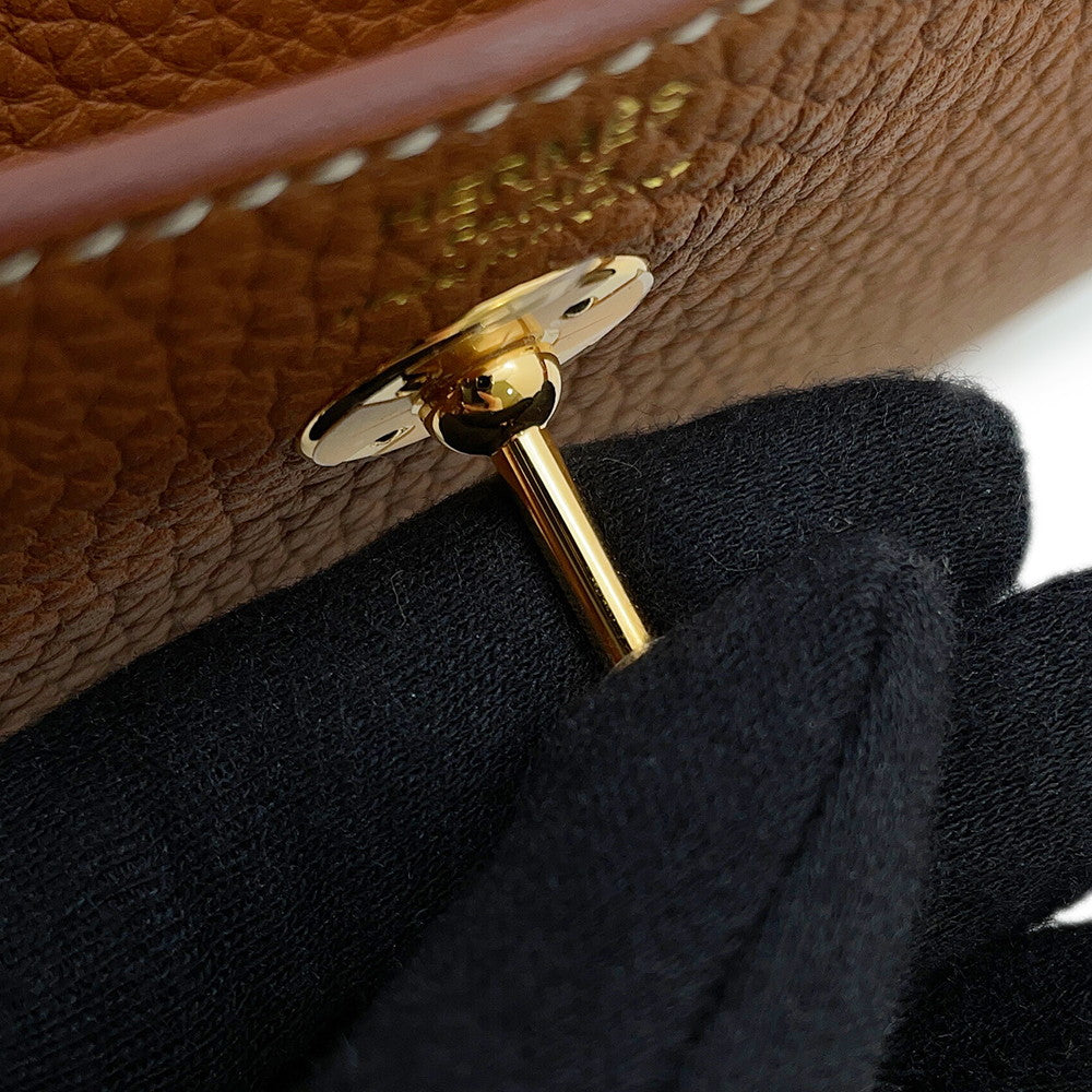 HERMES Lindy Gold Taurillon Clemence Size Mini