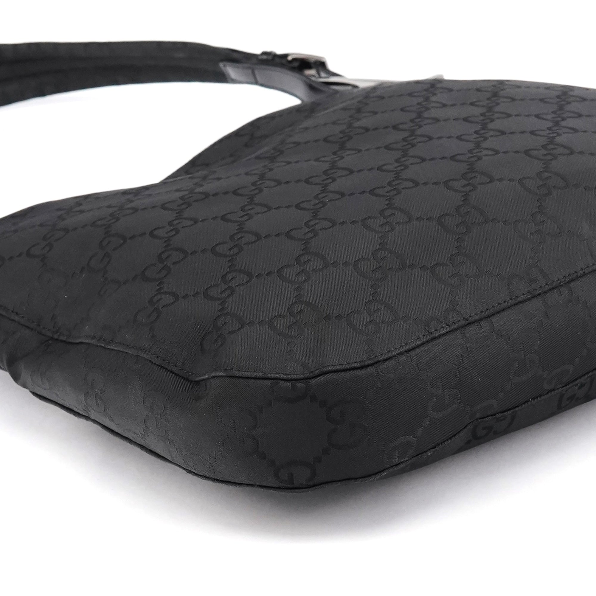 001 3166 Black GG Nylon Shoulder Bag