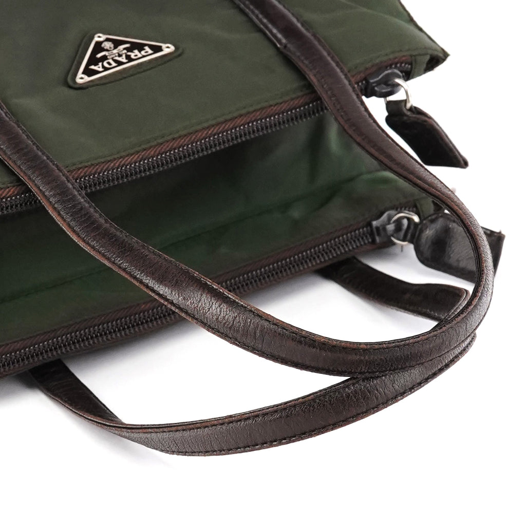 1995 Green Tessuto Nappa Nylon Tote Bag