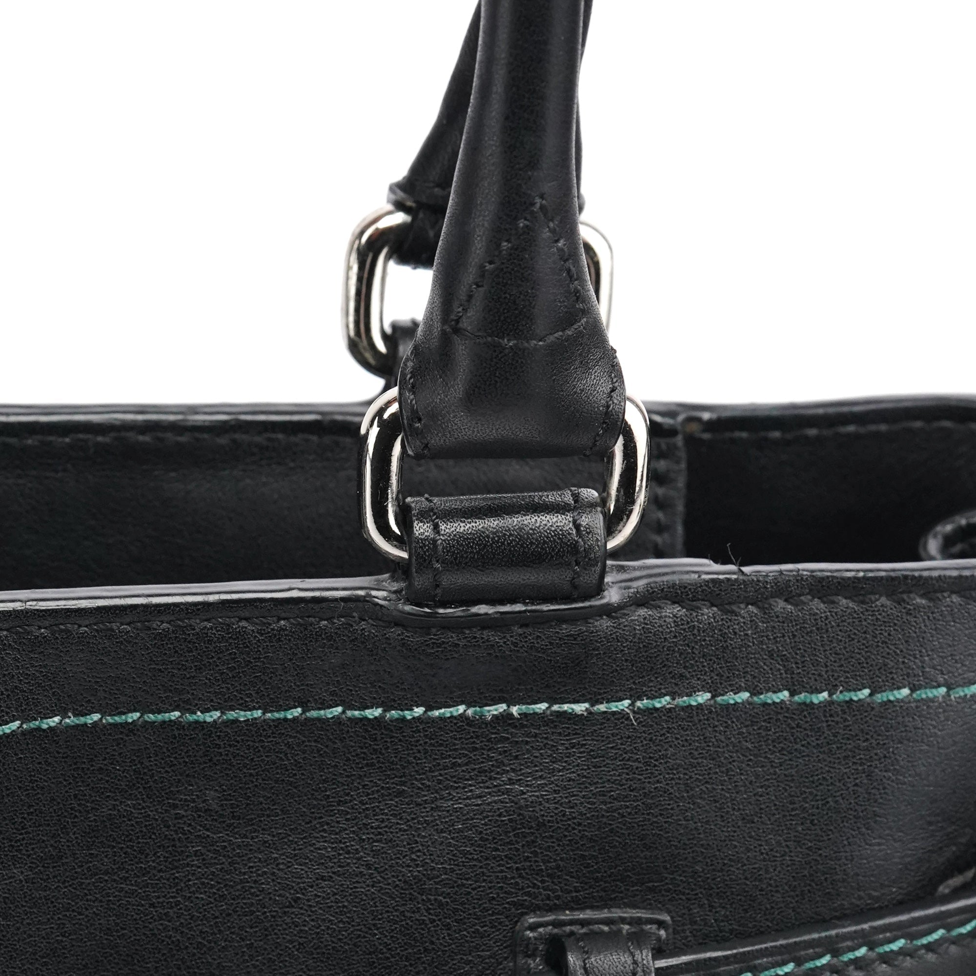 F08A70 Black Leather Hamptons Tote Bag