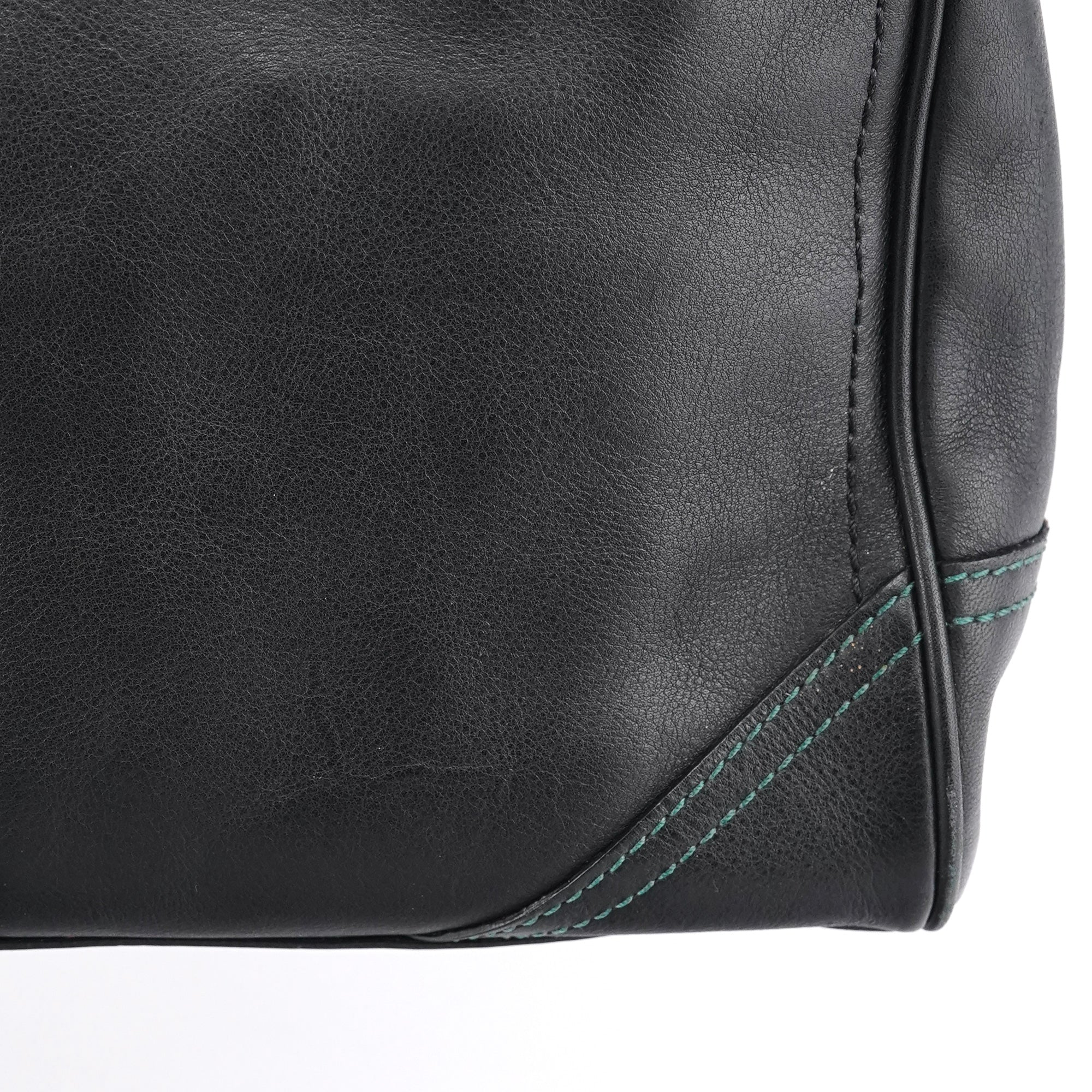 F08A70 Black Leather Hamptons Tote Bag