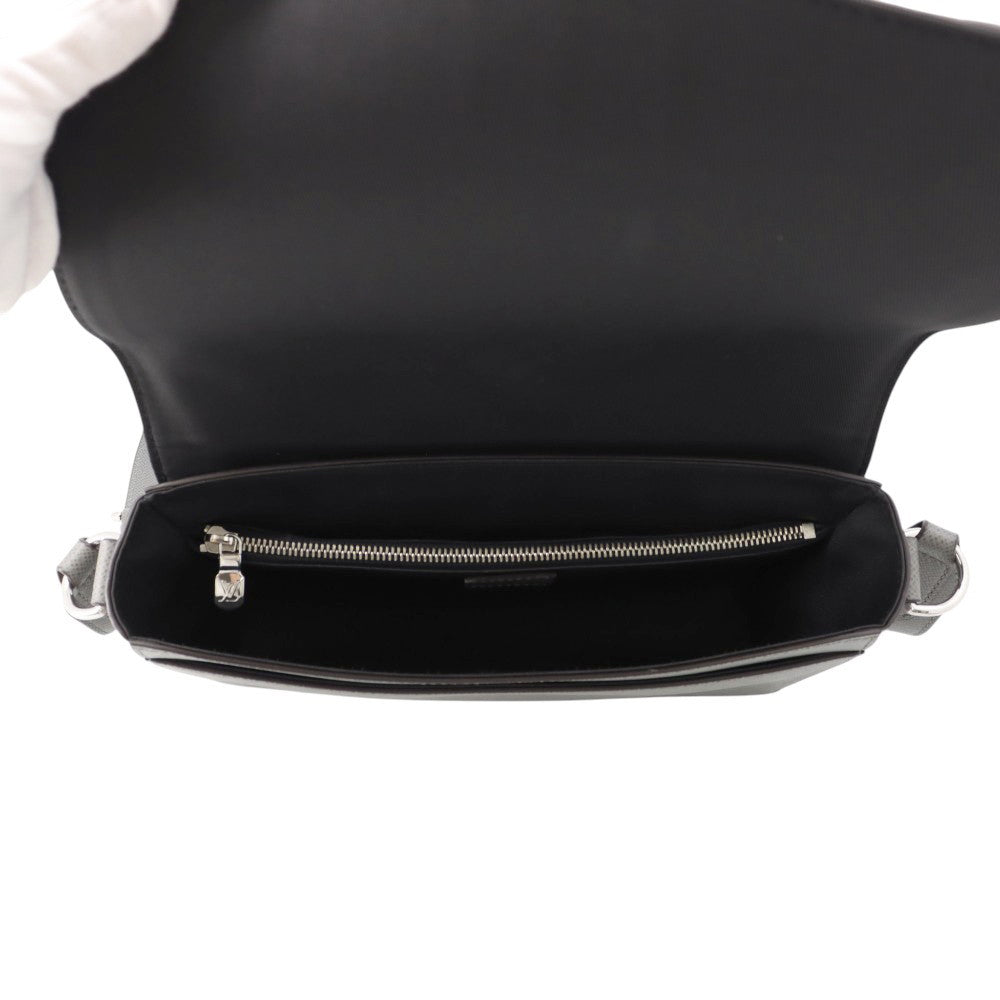 LOUIS VUITTON New Flap Messenger GrisM30808 Taiga Leather
