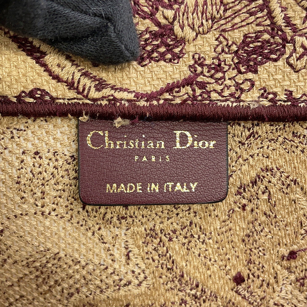 Dior Toile de Jouy Embroidery Book Tote Beige/BurgundyM1286ZTDT_M974 Canvas Size Large