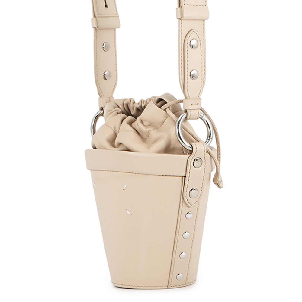 Maison Margiela Maison Margiela Fire Bucket Bag Shoulder Bag BeigeSB3WG0042P5135T2086 Enamel Leather Size Mini