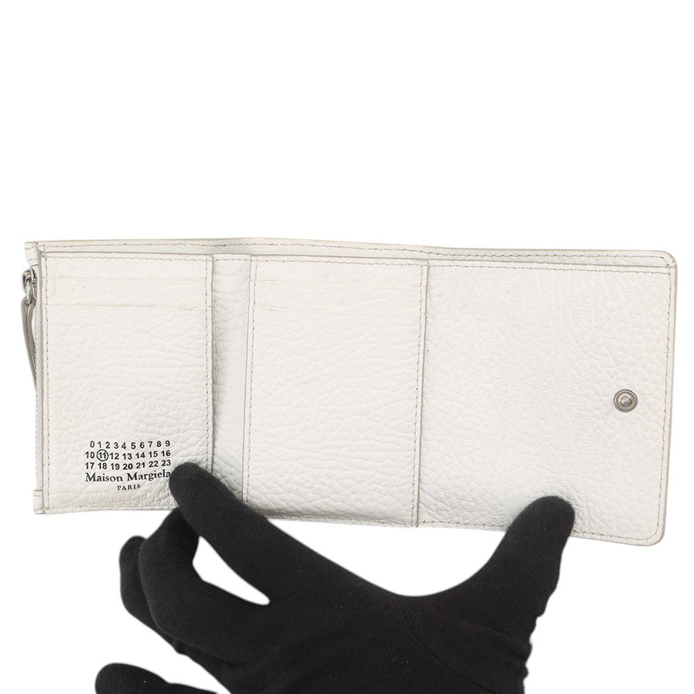Maison Margiela Maison Margiela 4-Stitch Tri-fold Wallet WhiteSA3UI0010P4455T1003 Leather