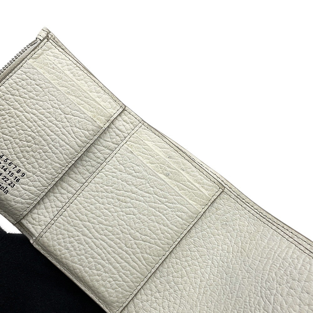 Maison Margiela Maison Margiela 4-Stitch Tri-fold Wallet WhiteSA3UI0010P4455T1003 Leather