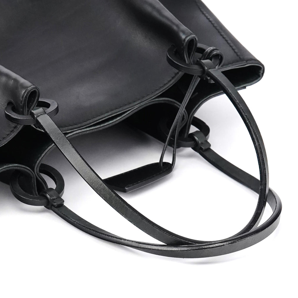 101919 Black Leather Ring Handle Tote Bag