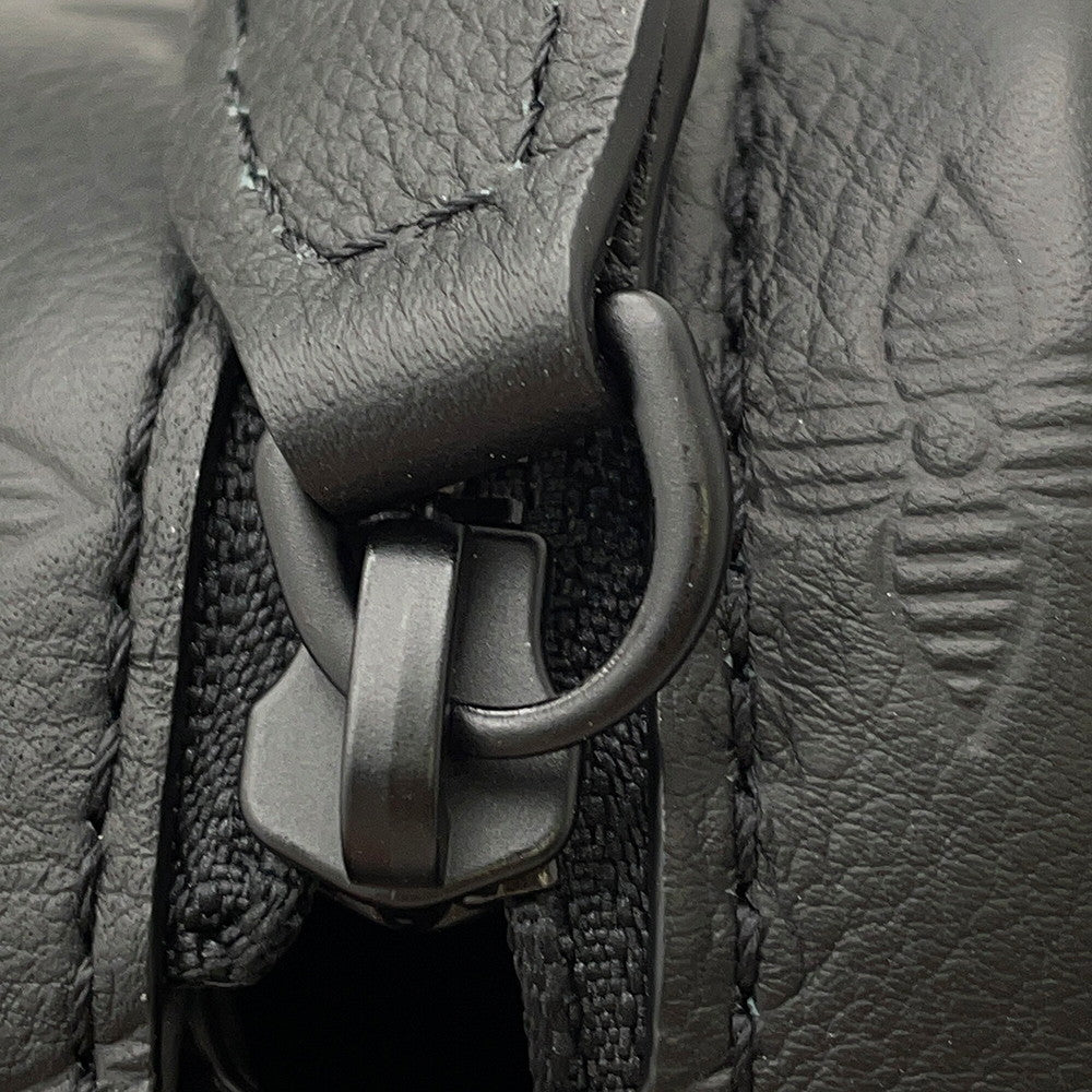 LOUIS VUITTON Dopp Kid Ultra BlackM12645 Monogram Shadow