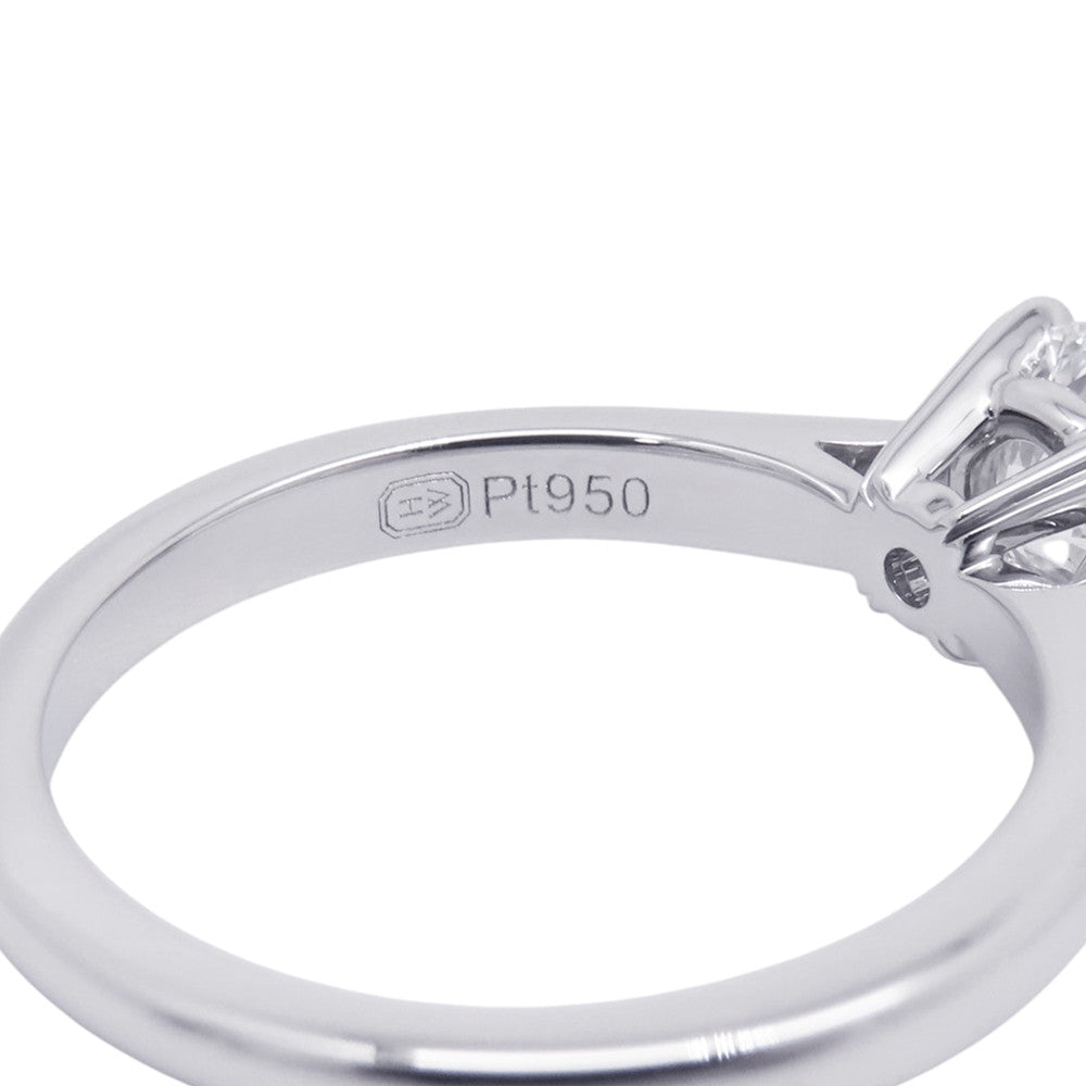 HARRY WINSTON Round Cut Solitaire Ring Size Approximately 8th Pt950