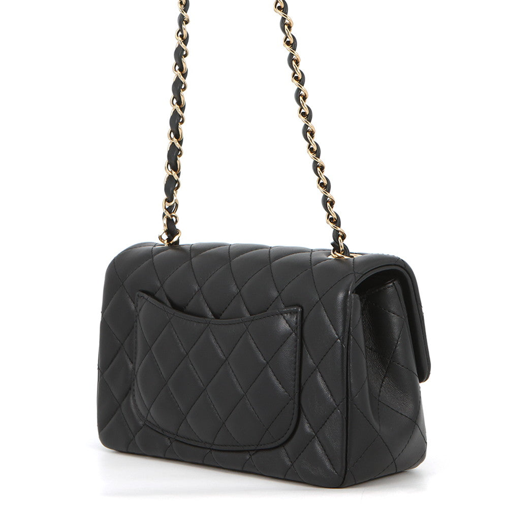 CHANEL Matelasse BlackA69900 Lambskin Size Mini