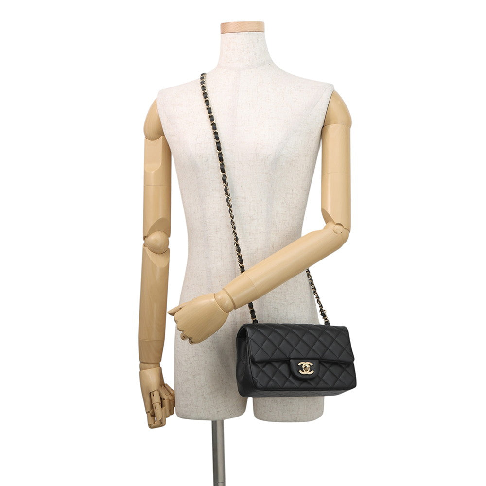 CHANEL Matelasse BlackA69900 Lambskin Size Mini