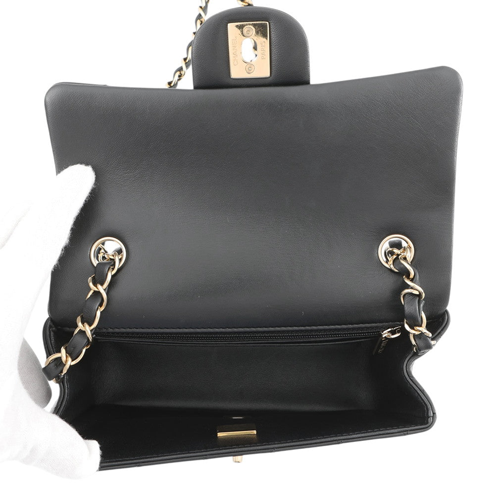 CHANEL Matelasse BlackA69900 Lambskin Size Mini