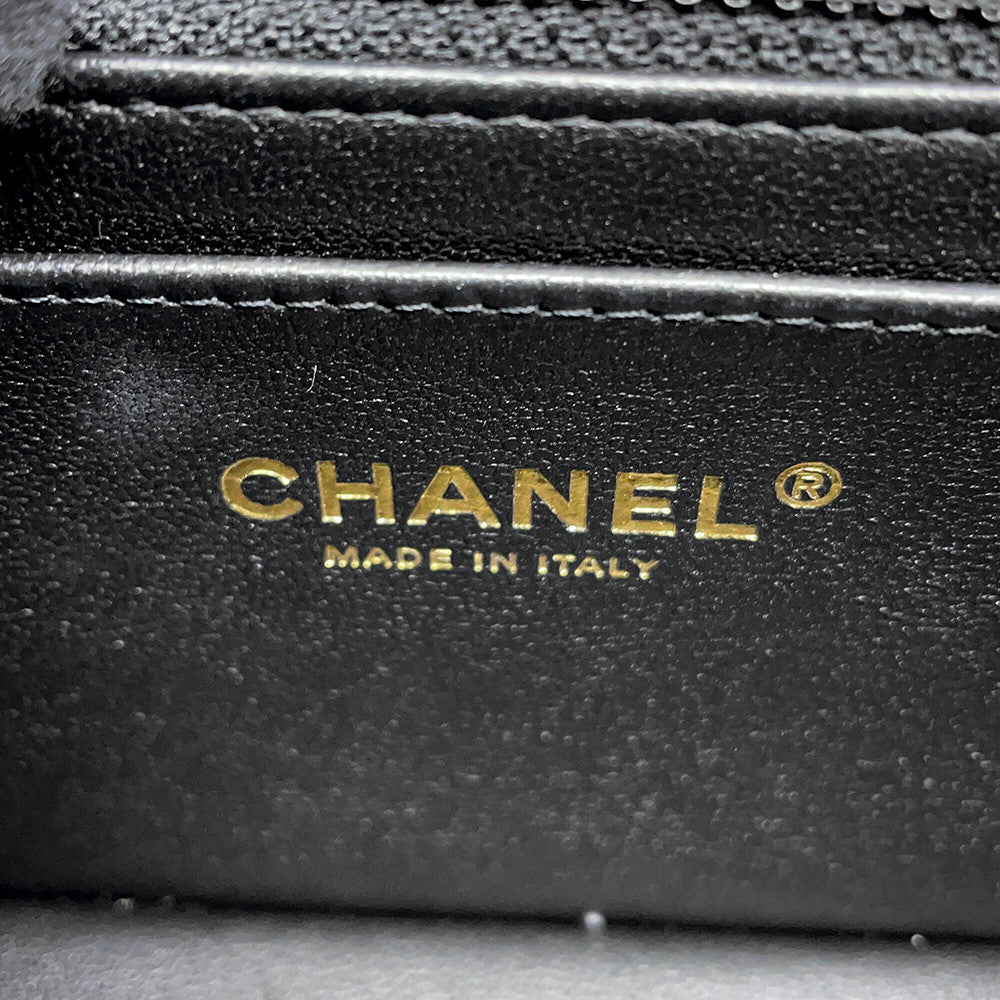 CHANEL Matelasse BlackA69900 Lambskin Size Mini