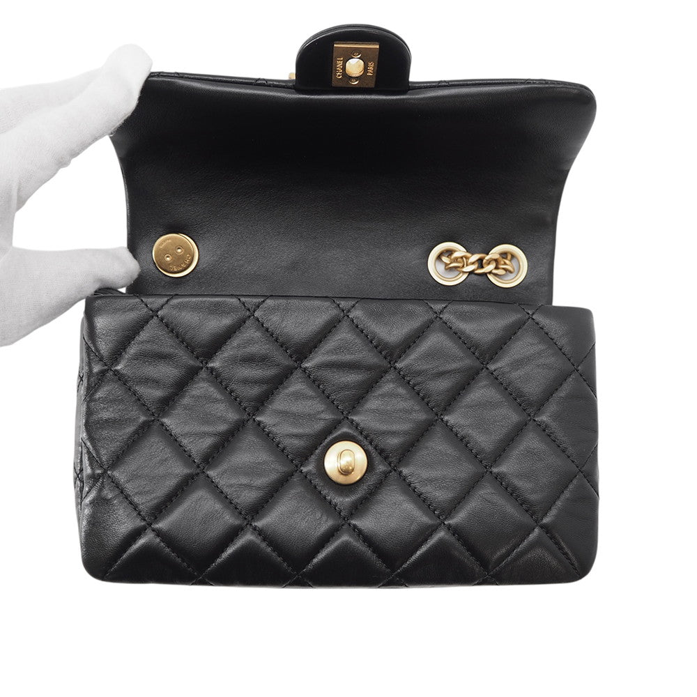 CHANEL Matelasse Single Flap ChainShoulder Bag BlackAS5863 Leather