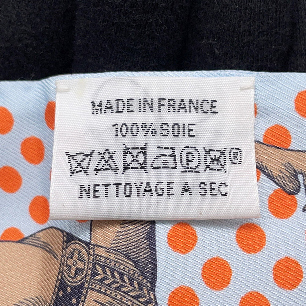 HERMES Twilly Cavalier en Formes Blue・Pearl/Corail/Gray Silk100%