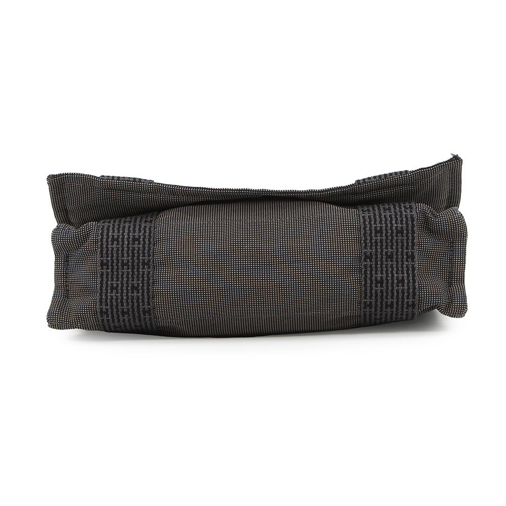 HERMES Her Line Bassas Gray Canvas Size PM