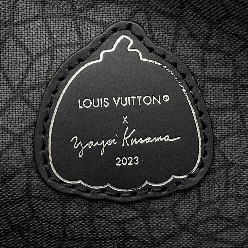 LOUIS VUITTON LVxYK Maxi Bumbag GrayM46436 Monogram Eclipse Reverse