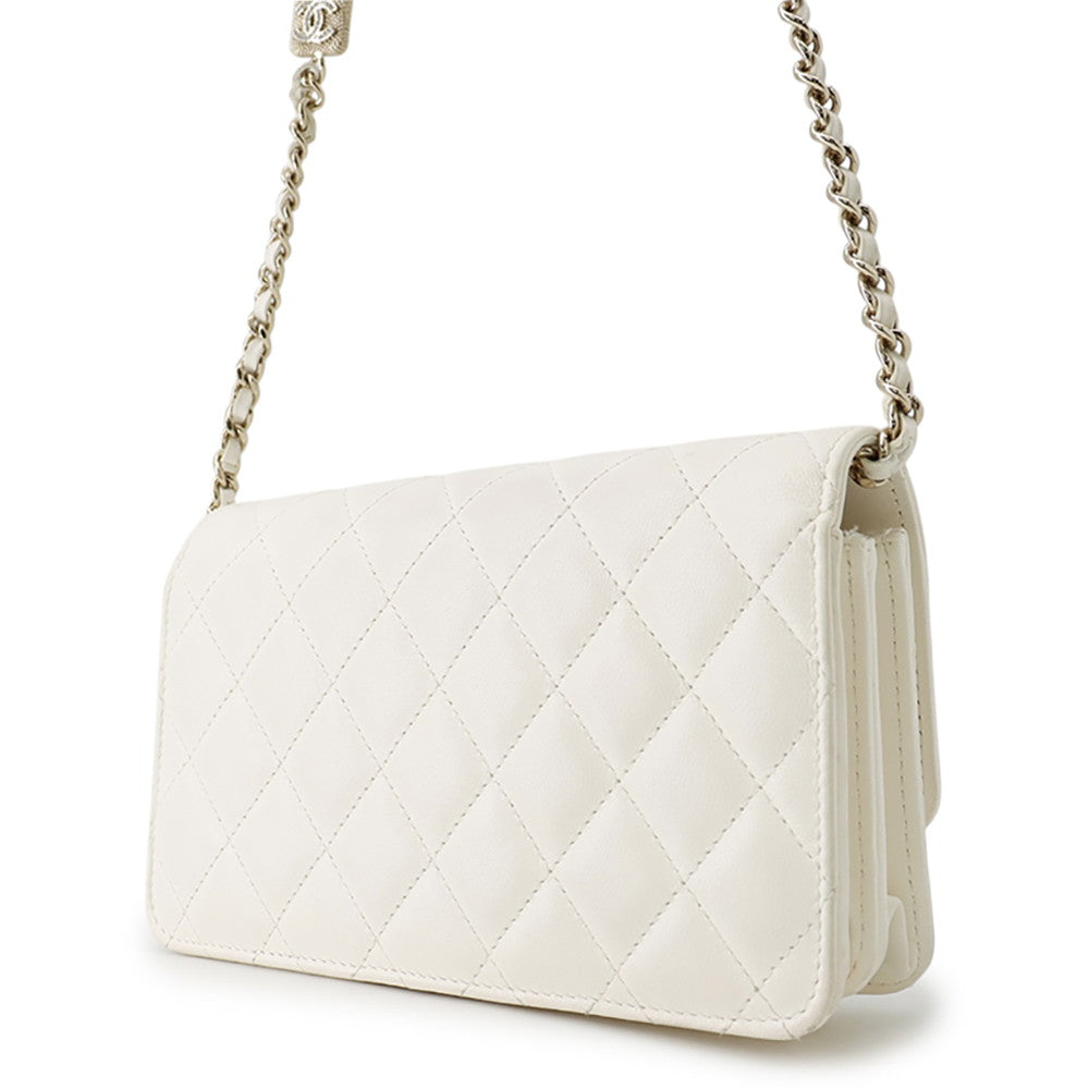 CHANEL Matelasse ChainShoulder Bag WhiteAP4299 Lambskin/Rhinestone