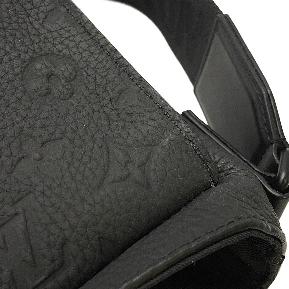 LOUIS VUITTON S Cape Messenger NoirM23741 Monogram・Taurillon