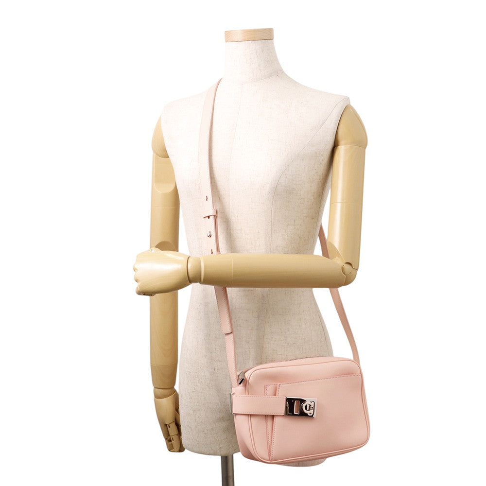 Ferragamo Gancini Archive Camera Case Shoulder Bag Light Pink216292 769549 Leather Size Small