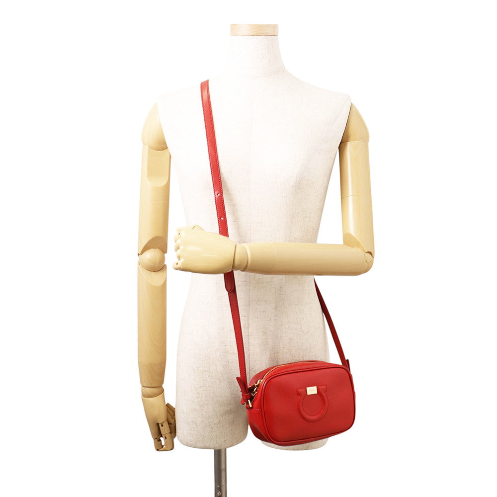 Ferragamo Gancini Ganchocity Shoulder Bag Red21H006 691324 Leather