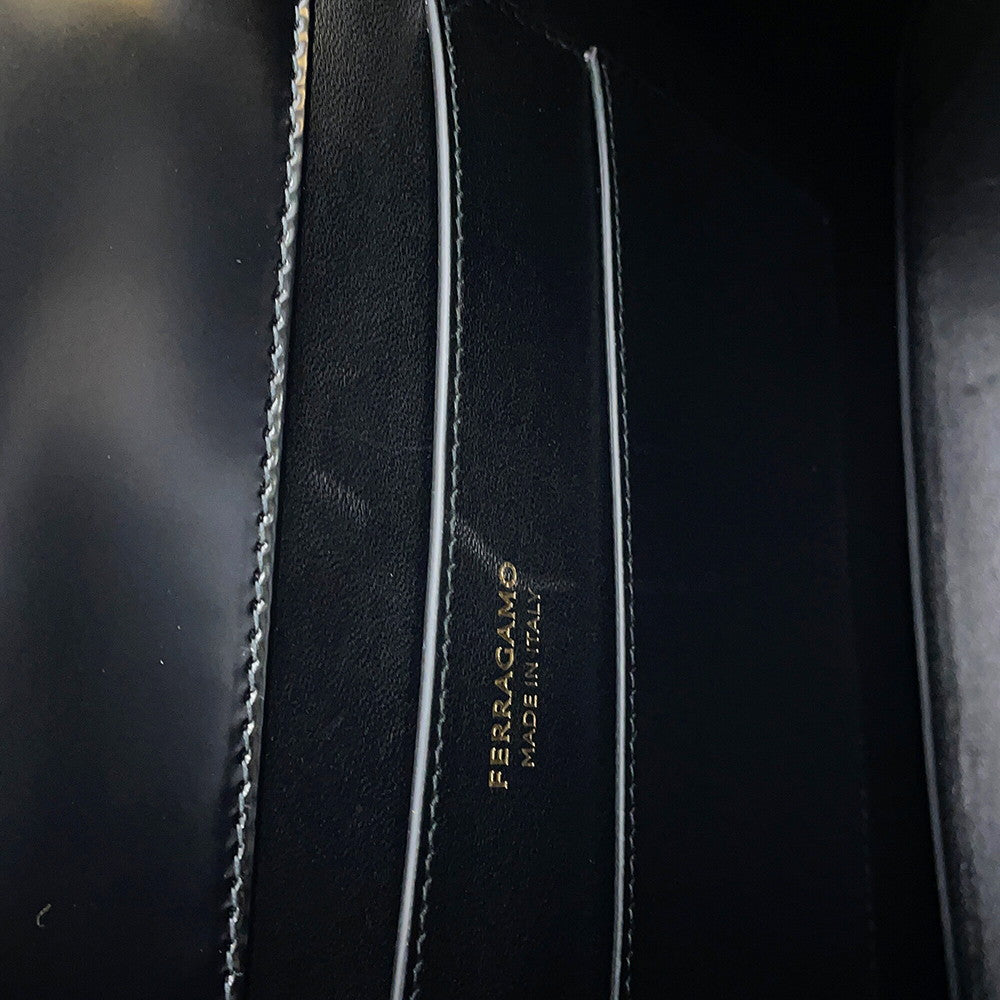 Ferragamo Wanda 2-way Tote Bag Black213984 761287 Patent Leather Size Medium