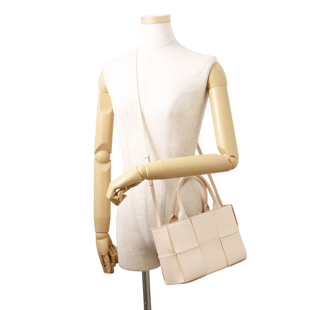 Bottega Veneta Arco Tote Macaron709337VCQC27671 Leather Size Mini