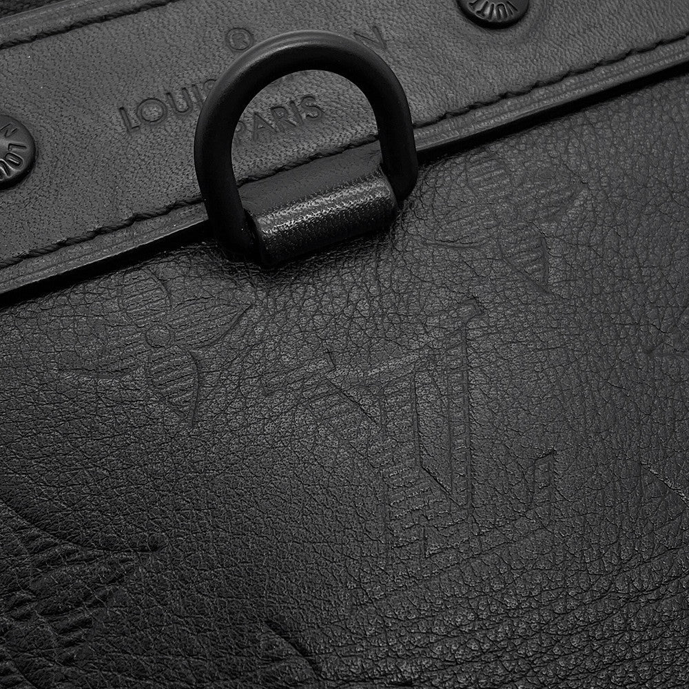 LOUIS VUITTON Pochette・Discovery NoirM62903 Monogram Shadow