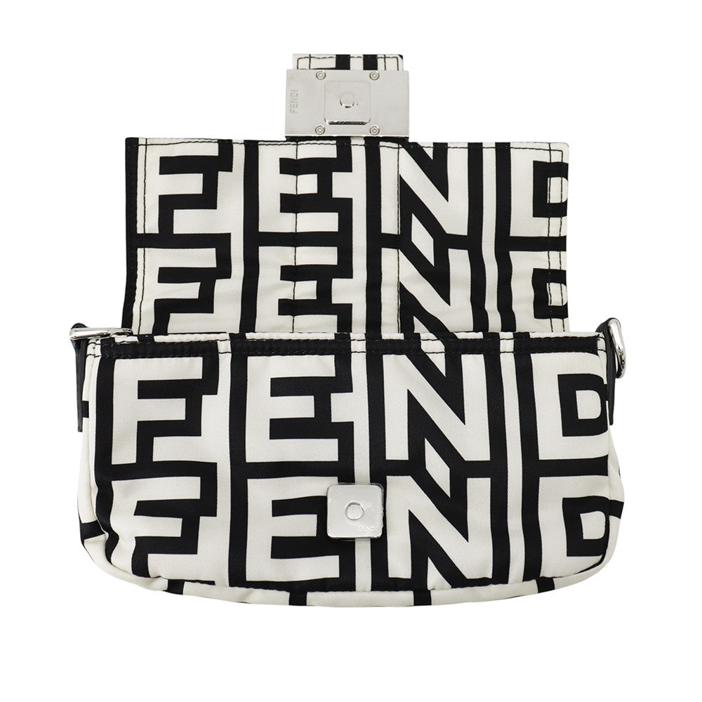 FENDI Mamma Bucket Waist Pouch - Marc Jacobs Collaboration White/Black7AS138 Nylon