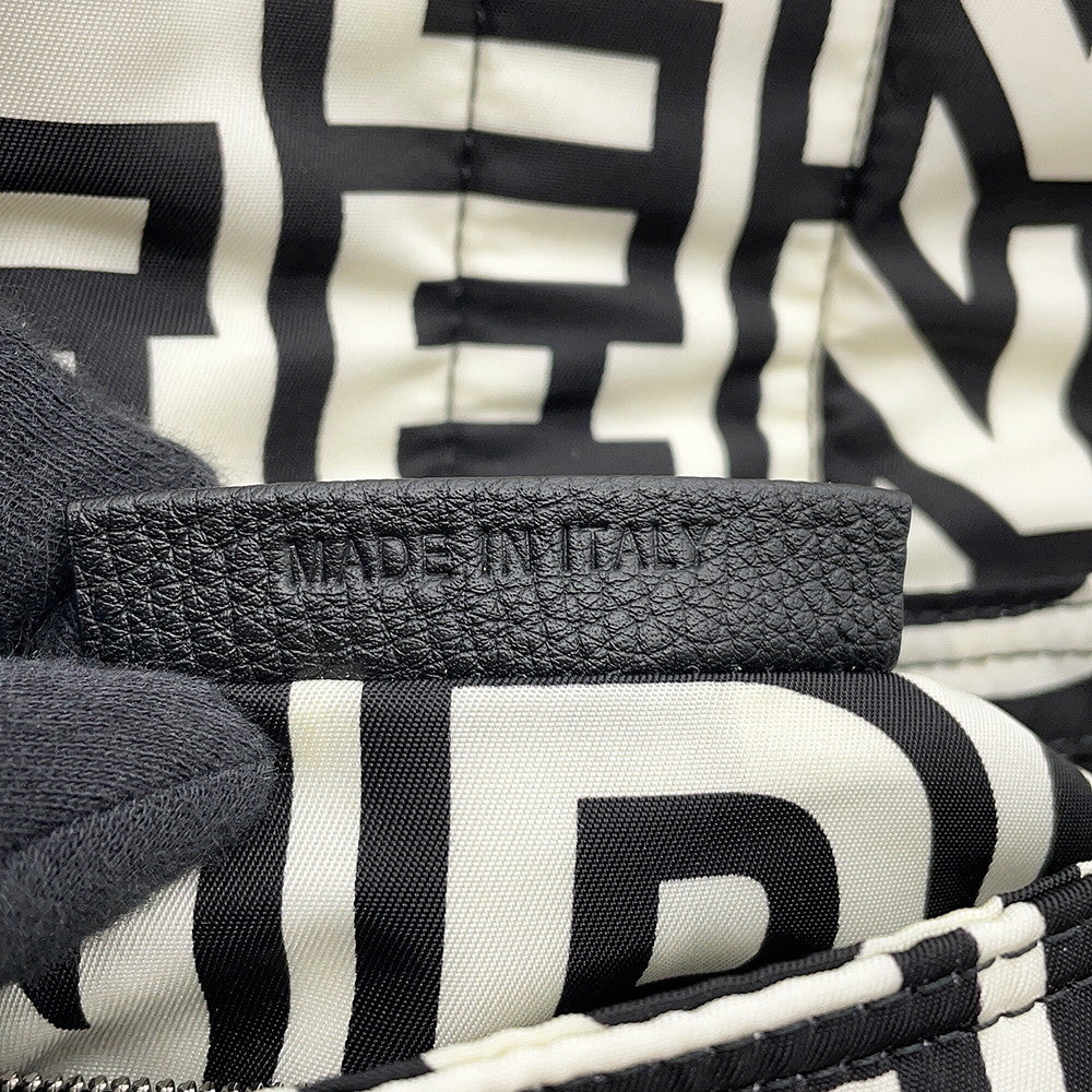FENDI Mamma Bucket Waist Pouch - Marc Jacobs Collaboration White/Black7AS138 Nylon