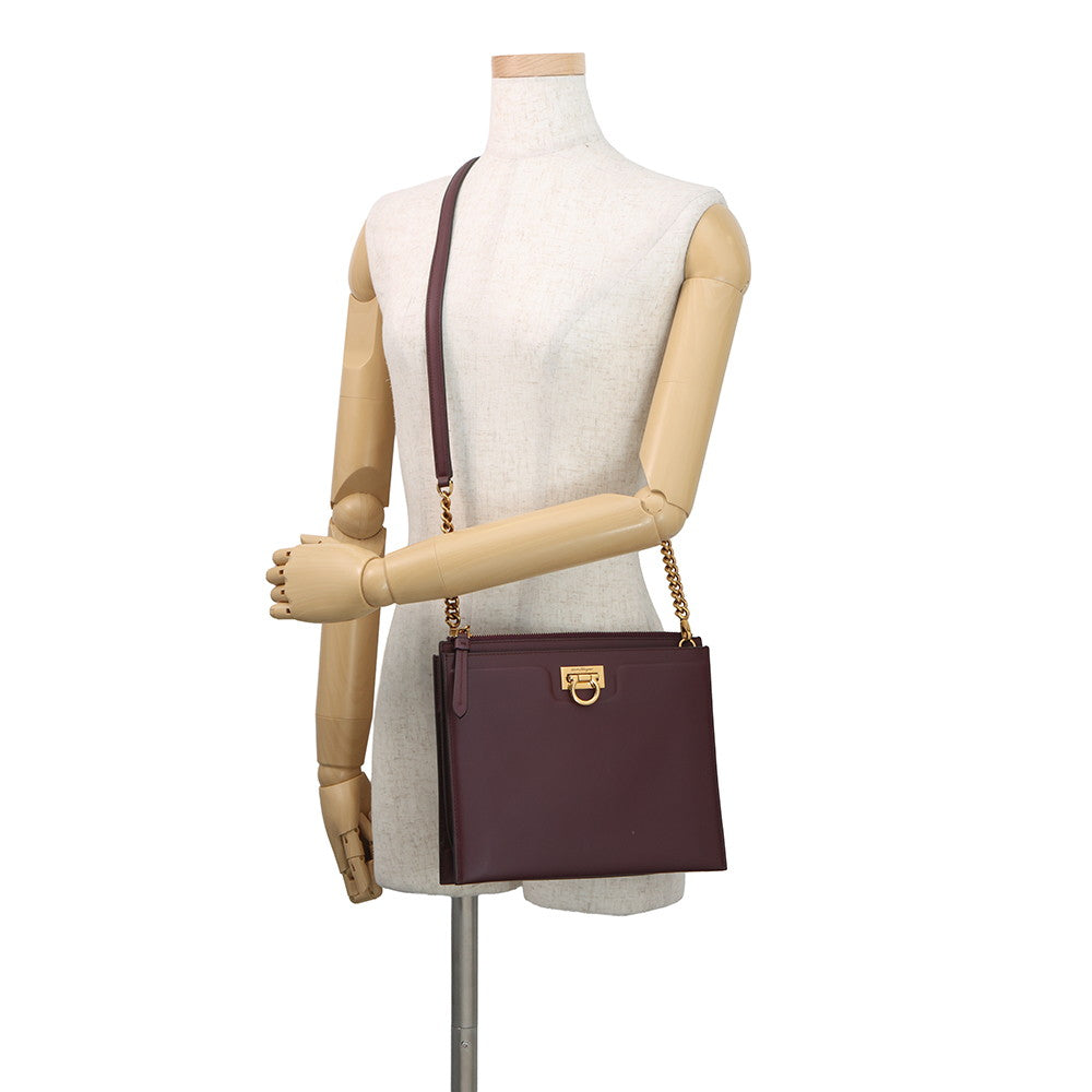 Ferragamo Gancini Shoulder Bag Wine21I013 724605 Leather