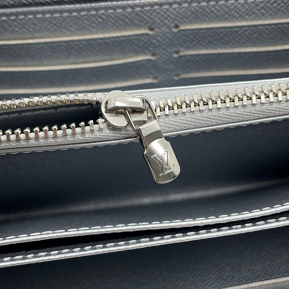 LOUIS VUITTON Zippy Wallet_Japan Limited Edition SilverM27029 Monogram