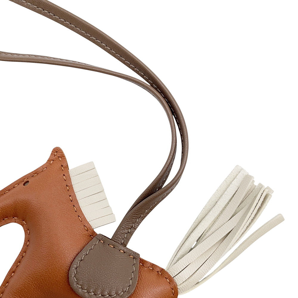 HERMES Rodeo Gold/Craie/Etoupe Lambskin Size PM