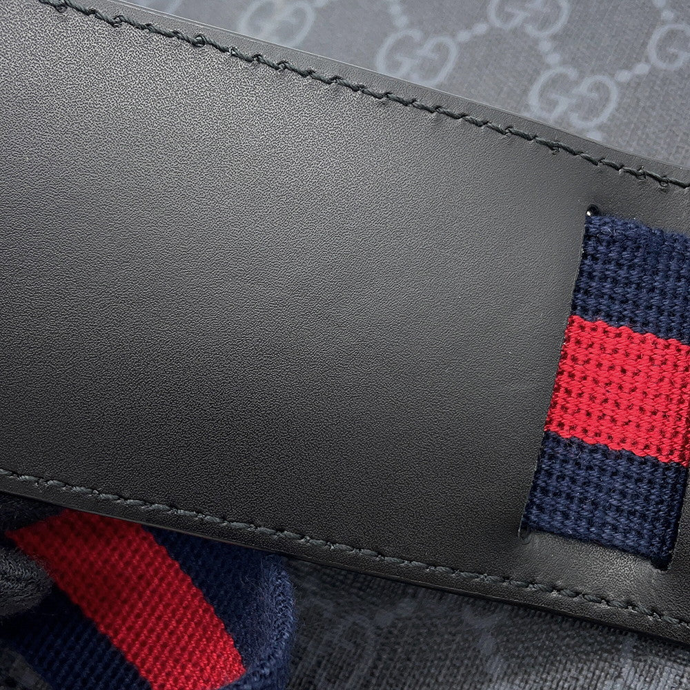 GUCCI Messenger bag Black523599 GG Supreme Leather Size Small