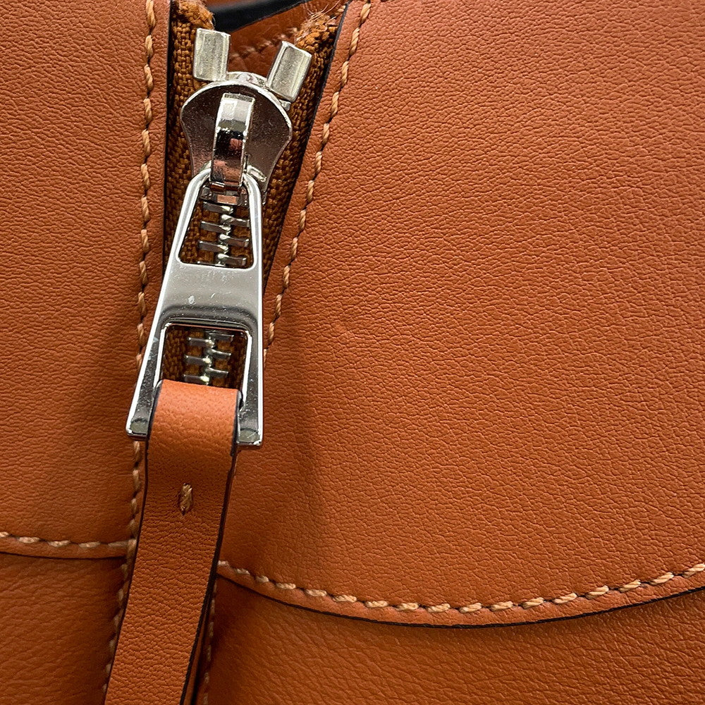 LOEWE hammock Tan387.30.S35 Classic Calf LeatherLeather Size Small