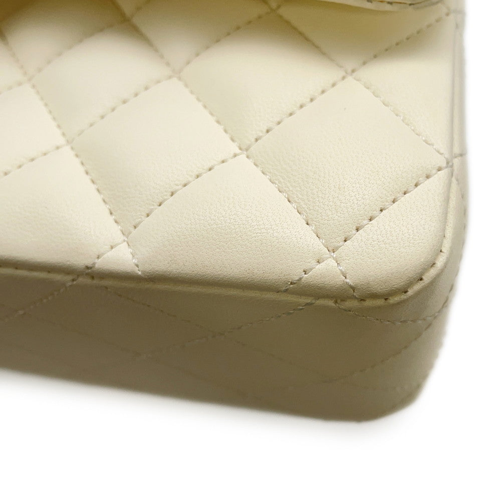 CHANEL Matelasse Double Flap Chain Shoulder Bag WhiteA01112 Lambskin Size 25