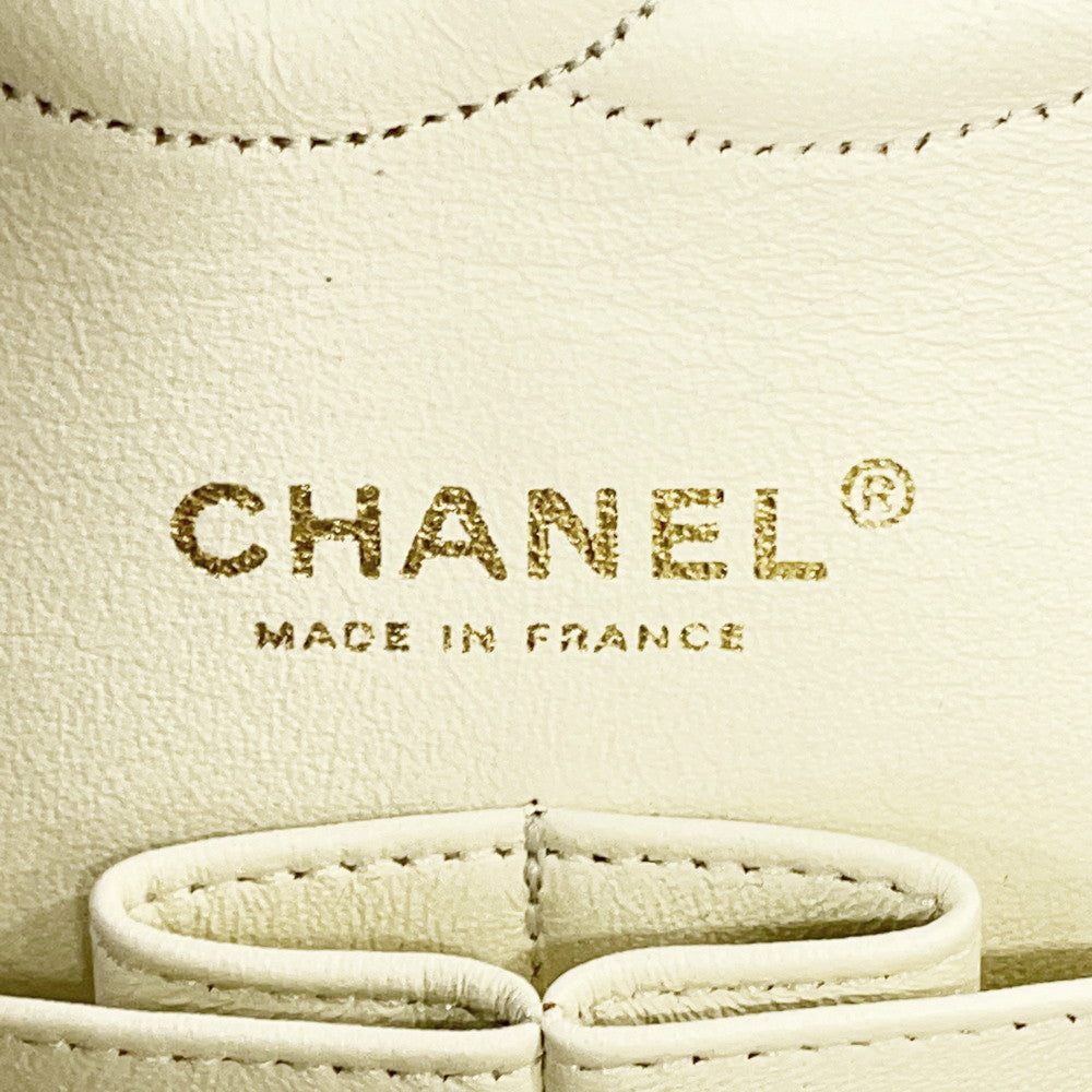 CHANEL Matelasse Double Flap Chain Shoulder Bag WhiteA01112 Lambskin Size 25