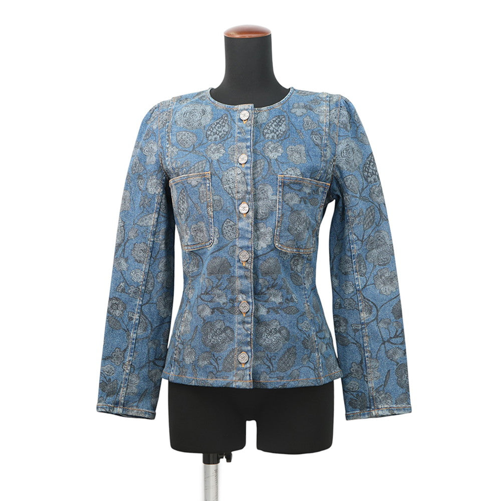 CHANEL Collarless denim jacket Size 38 BlueP70737 94% Cotton, 4% Elastopolyester, 2% Elastane
