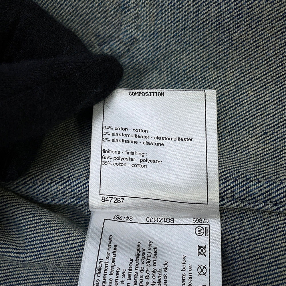 CHANEL Collarless denim jacket Size 38 BlueP70737 94% Cotton, 4% Elastopolyester, 2% Elastane
